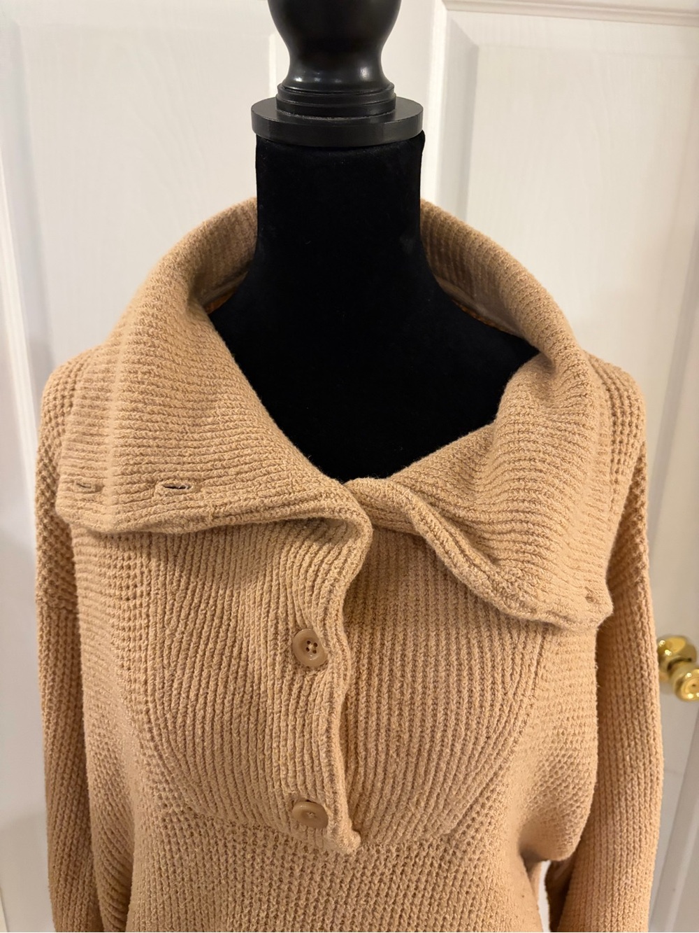 Aerie Oversized Waffle Knit Collared Sweater Beige Tan Cozy Lounge Size Small - Picture 3 of 10